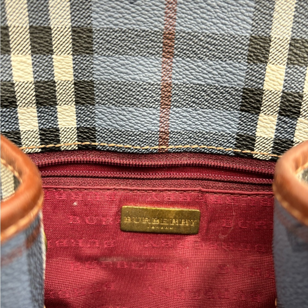 Burberry mini backpack - Picture 2 of 7